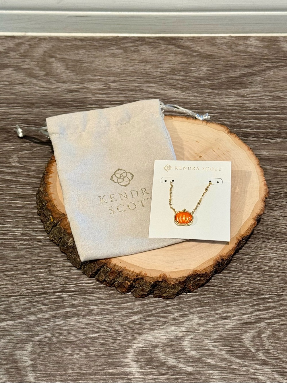 Kendra Scott Pumpkin Orange Opal Necklace NWT box and dust bag.